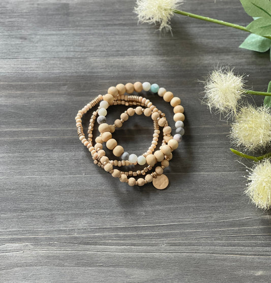 Seaside, Beaded Stretch Bracelet!